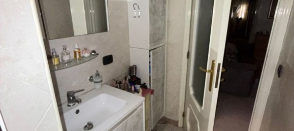 Apartamento de 3 dormitorios en Taranto, Italy No. 380538 50