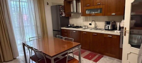 Apartamento de 3 dormitorios en Taranto, Italy No. 380538 9