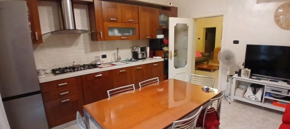 Apartamento de 3 dormitorios en Taranto, Italy No. 380538 19