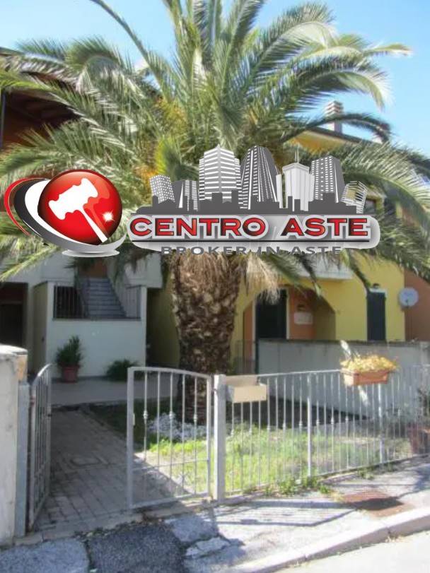 2 غرف نوم شقة في Colli al Metauro, Italy رقم 101238