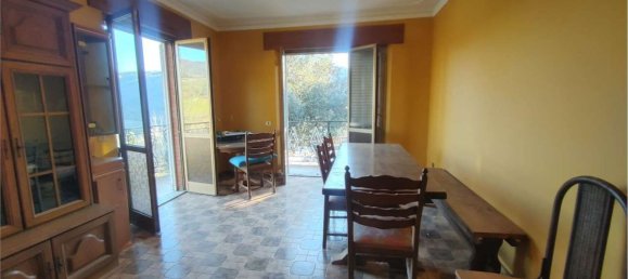 Дом с 5 комнатами в Гвальдо Каттанео, Италия № 134728 7