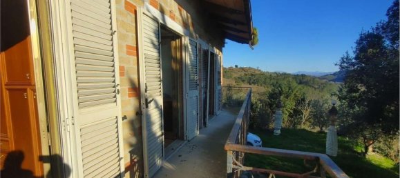 Дом с 5 комнатами в Гвальдо Каттанео, Италия № 134728 9