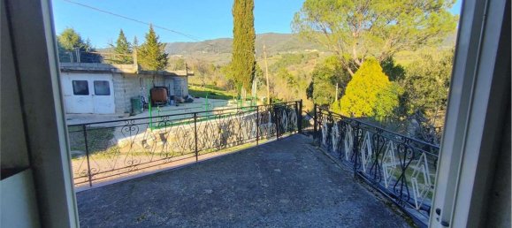 Дом с 5 комнатами в Гвальдо Каттанео, Италия № 134728 30