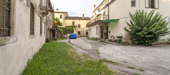 Casa de 6 divisões em Castegnero, Italy N.º 66115 23