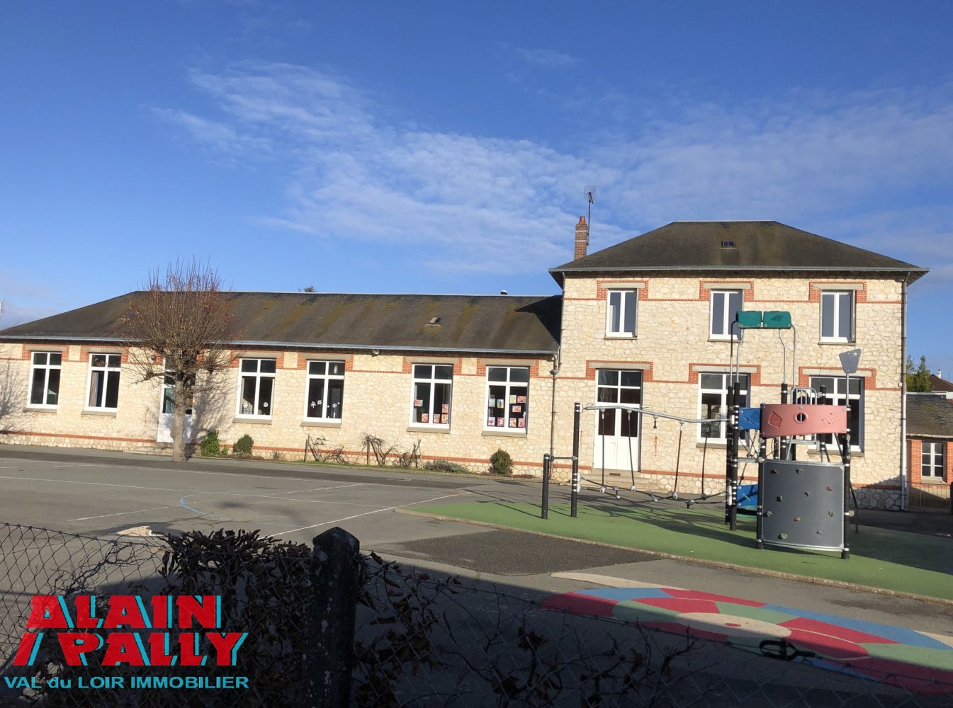 Дом с 10 спальнями в Эр и Луар, Франция № 96956