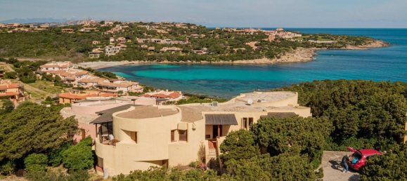 Apartamento de 3 habitaciónes en Arzachena, Italy No. 62202 5