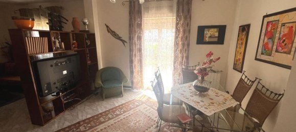 5 rooms Apartment in Palermo, Italy No. 46618 7