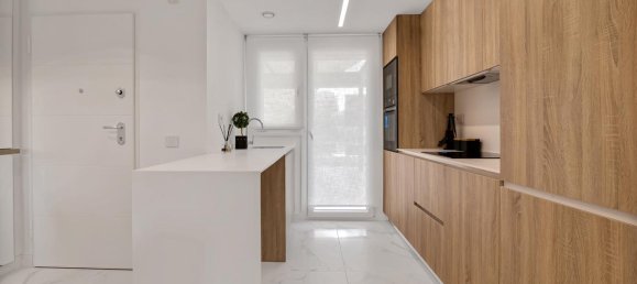 3 bedrooms Apartment in Punta Prima, Spain No. 13434 9