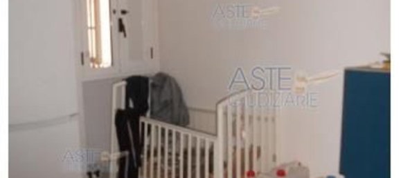 Apartamento de 4 dormitorios en Taranto, Italy No. 318109 6