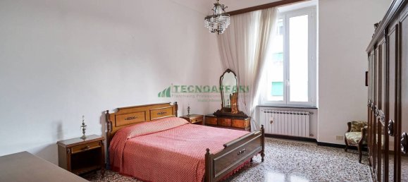 3 Schlafzimmer Wohnung in Savona, Italy, Nr. 94900 7