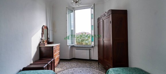 3 Schlafzimmer Wohnung in Savona, Italy, Nr. 94900 5