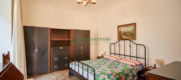 3 Schlafzimmer Wohnung in Savona, Italy, Nr. 94900 13