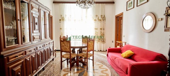 3 Schlafzimmer Wohnung in Savona, Italy, Nr. 94900 18