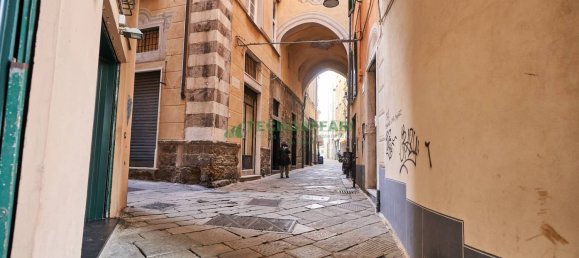 3 Schlafzimmer Wohnung in Savona, Italy, Nr. 94900 2