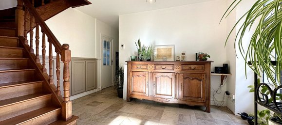 5 bedrooms House in Courteuil, France No. 61308 2