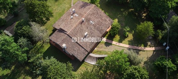 4 bedrooms Villa in Montebelluna, Italy No. 370632 14