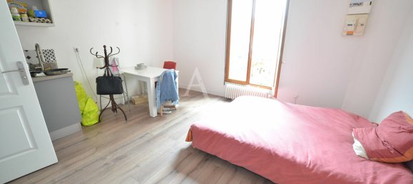 3 bedrooms Building in Fontenay-sous-Bois, France No. 184242 4
