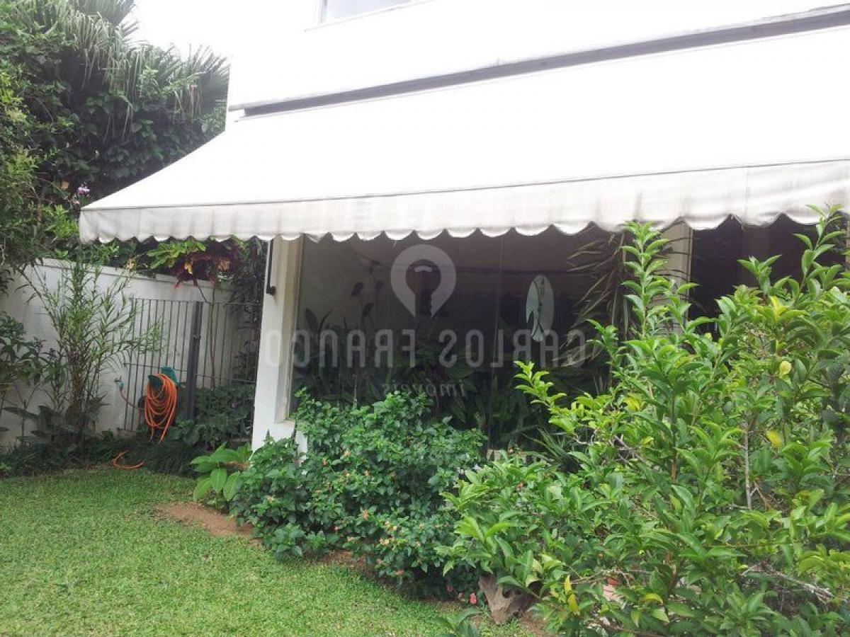 Casa de 5 dormitorios en Sao Paulo, Brazil No. 593777