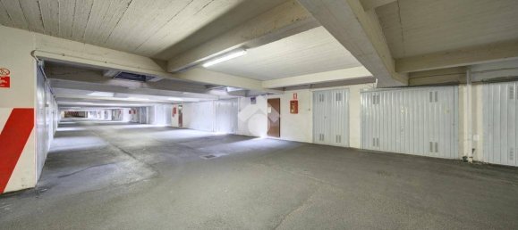 3 bedrooms Apartment in Turin, Italy No. 343436 32