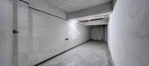 3 bedrooms Apartment in Turin, Italy No. 343436 34