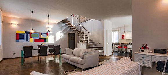 6 bedrooms Apartment in Montignoso, Italy No. 317865 5