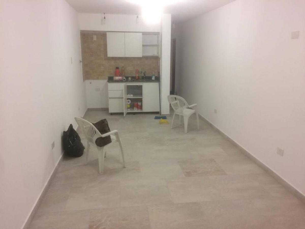 Estudio en Bermúdez, Argentina No. 2544