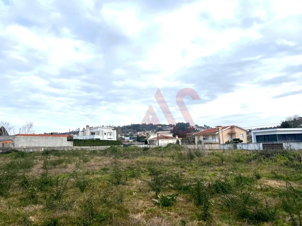  Land in Aves, Portugal No. 47573