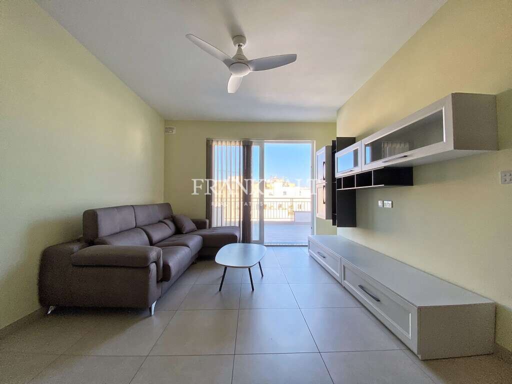 2 Schlafzimmer Penthouse in San Gwann, Malta, Nr. 9555
