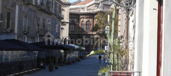 Квартира с 1 спальней в Катания, Италия № 48918 4