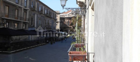 Квартира с 1 спальней в Катания, Италия № 48918 6