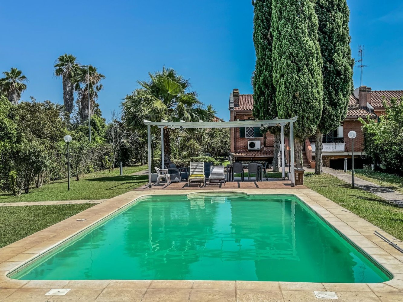 5-Zimmer Villa in Rome, Italy, Nr. 89331