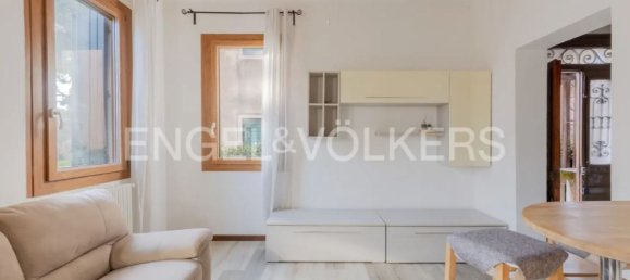 5 rooms Apartment in Venice, Italy No. 127237 16