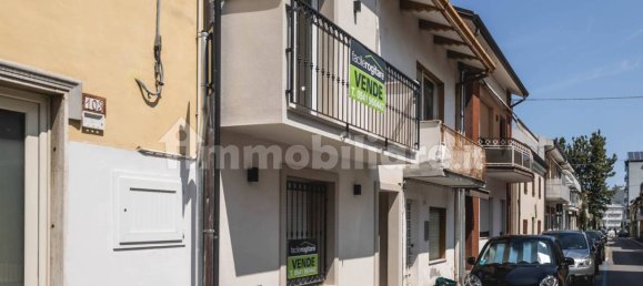 2 Schlafzimmer Haus in Cattolica, Italy, Nr. 303937 26