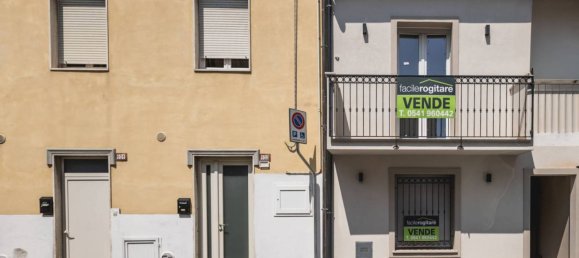 2 Schlafzimmer Haus in Cattolica, Italy, Nr. 303937 27