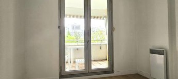 2 bedrooms Apartment in Paris, France No. 314847 6