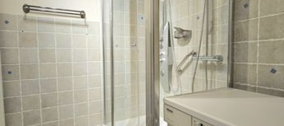 2 bedrooms Apartment in Paris, France No. 314847 9