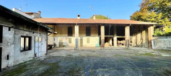 12 rooms House in Manerbio, Italy No. 70853 2