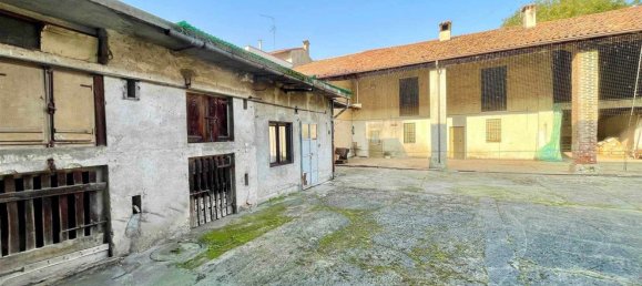 12 rooms House in Manerbio, Italy No. 70853 3