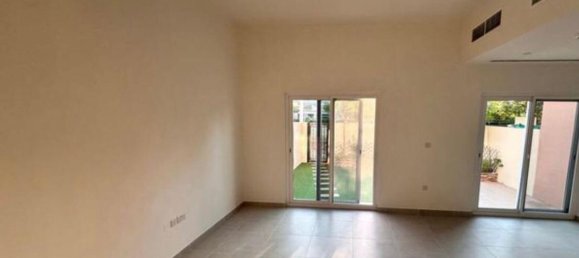 Villa T3 em Dubai Land, UAE N.º 111195 4