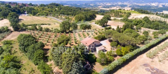 4 bedrooms House in Ficulle, Italy No. 110555 10