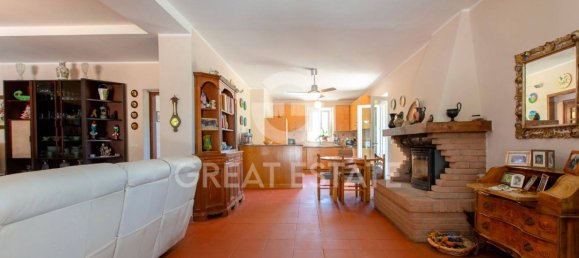 4 bedrooms House in Ficulle, Italy No. 110555 14