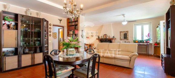 4 bedrooms House in Ficulle, Italy No. 110555 13