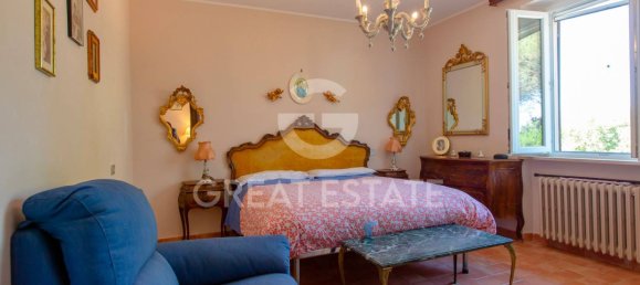 4 bedrooms House in Ficulle, Italy No. 110555 19