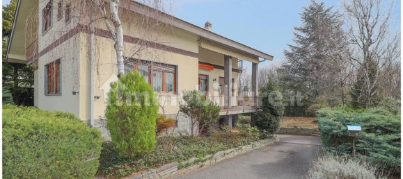 5 bedrooms Villa in Alpignano, Italy No. 370639 32