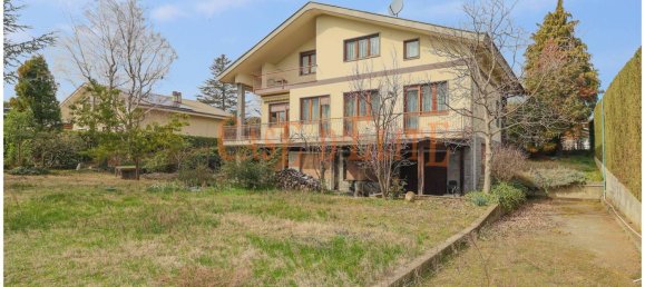 5 bedrooms Villa in Alpignano, Italy No. 370639 25