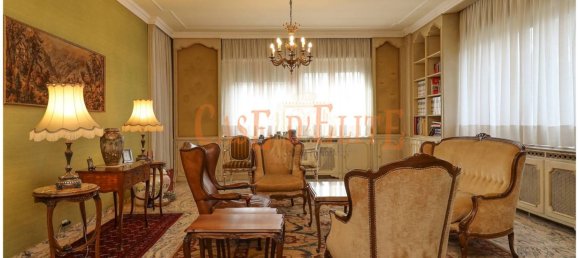 5 bedrooms Villa in Alpignano, Italy No. 370639 5