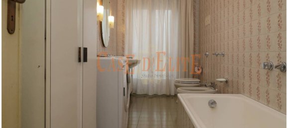 5 bedrooms Villa in Alpignano, Italy No. 370639 18