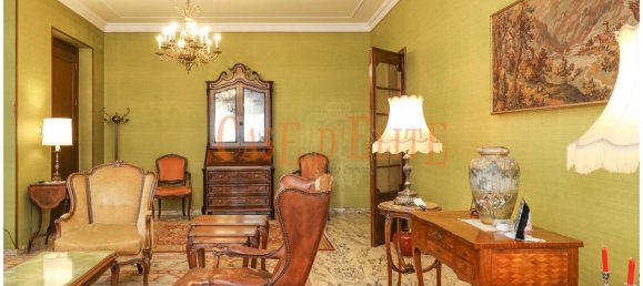 5 bedrooms Villa in Alpignano, Italy No. 370639 4