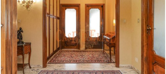 5 bedrooms Villa in Alpignano, Italy No. 370639 34