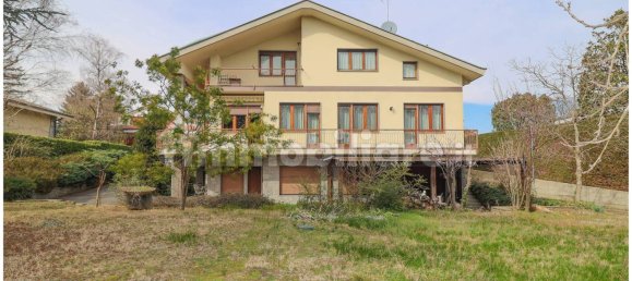 5 bedrooms Villa in Alpignano, Italy No. 370639 24
